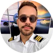 Retrato do piloto Iago Coppini