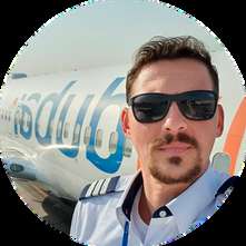 Retrato do piloto Ricardo Carvalho